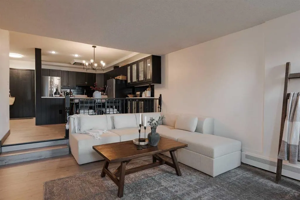 610 Signal Road, #111