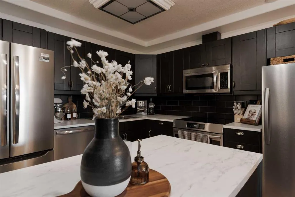 610 Signal Road, #111