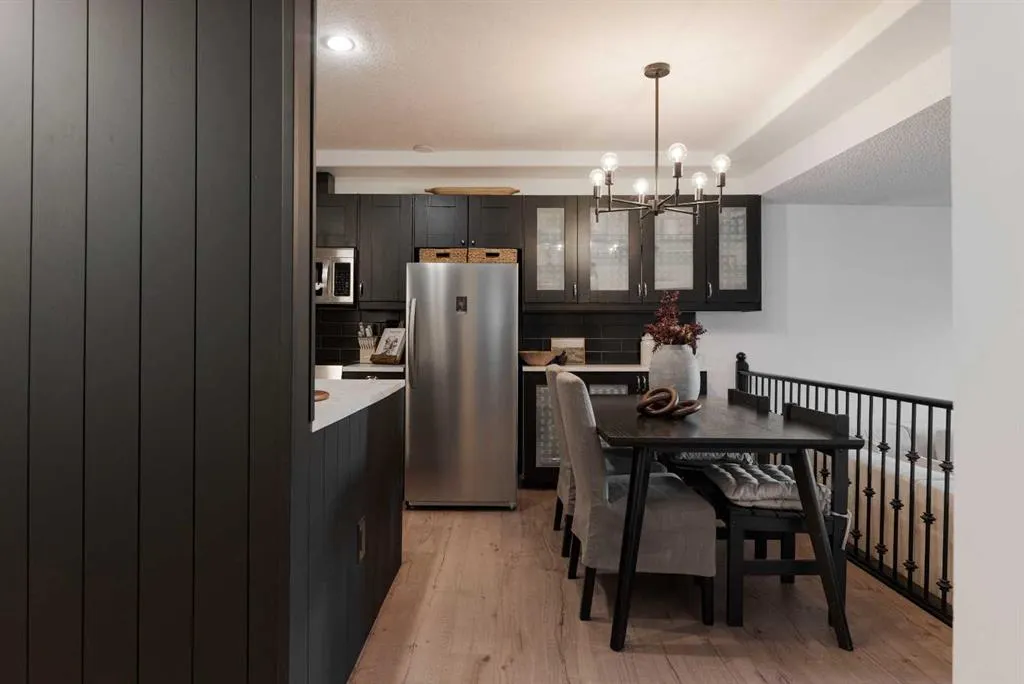 610 Signal Road, #111