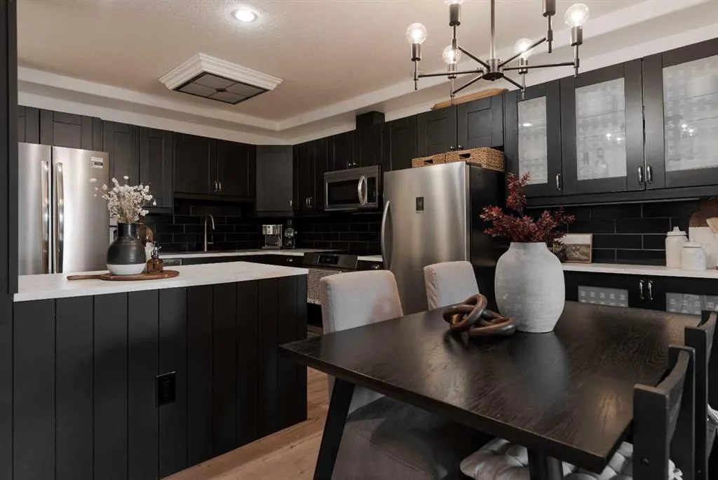 610 Signal Road, #111