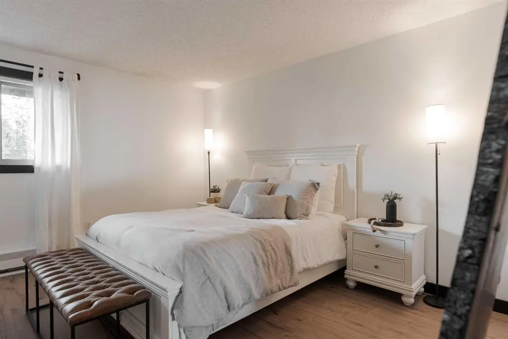 610 Signal Road, #111