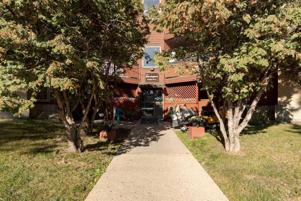 610 Signal Road, #111