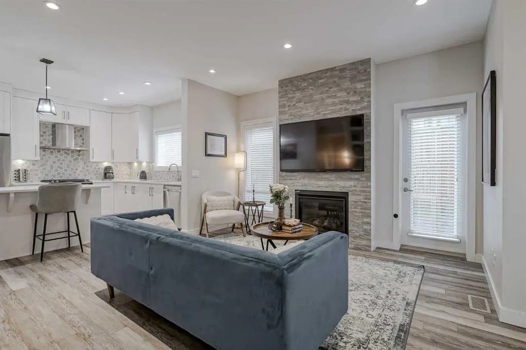 2416 30 Street SW, #2