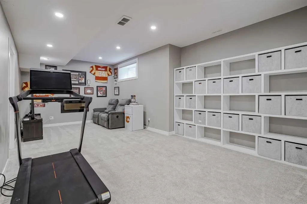 2416 30 Street SW, #2