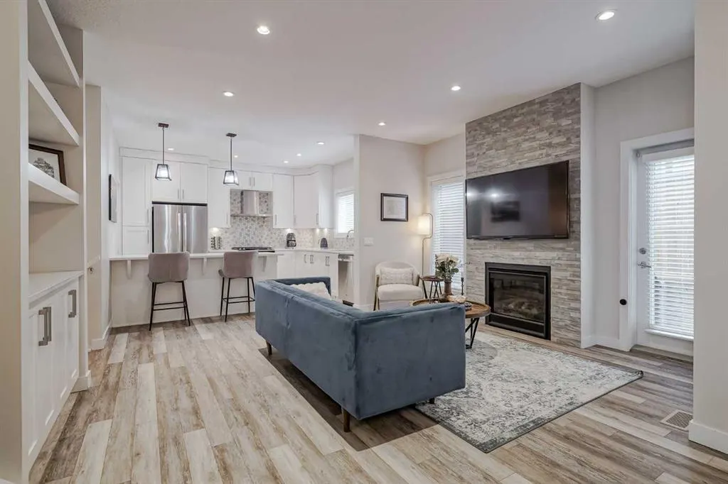 2416 30 Street SW, #2