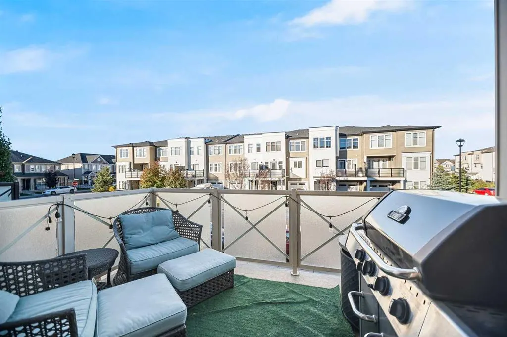 353 Windford Green SW