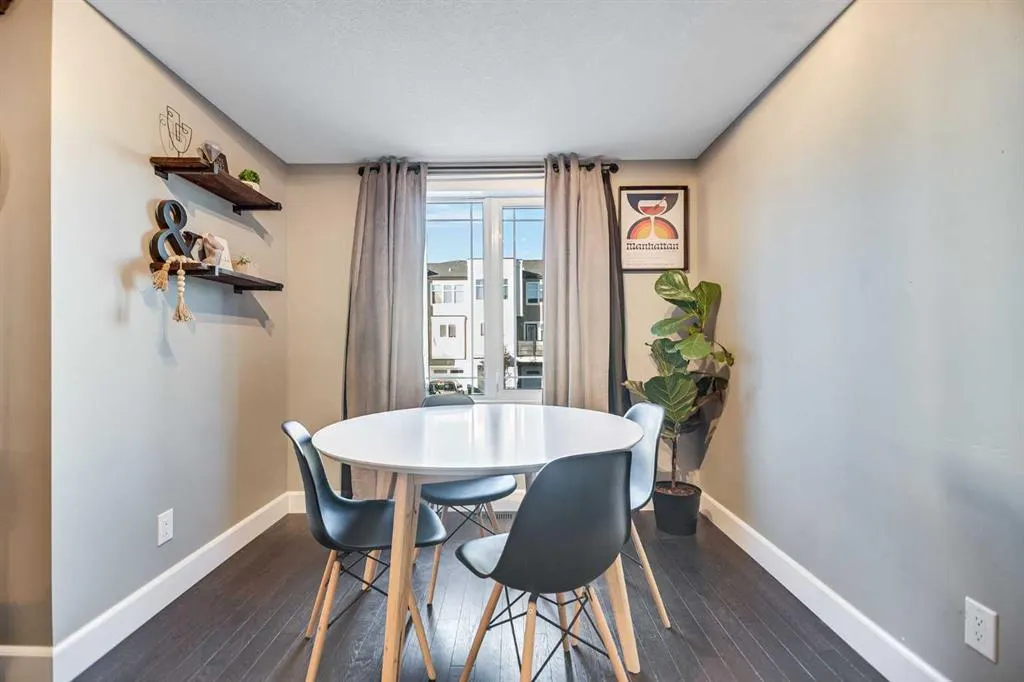 353 Windford Green SW