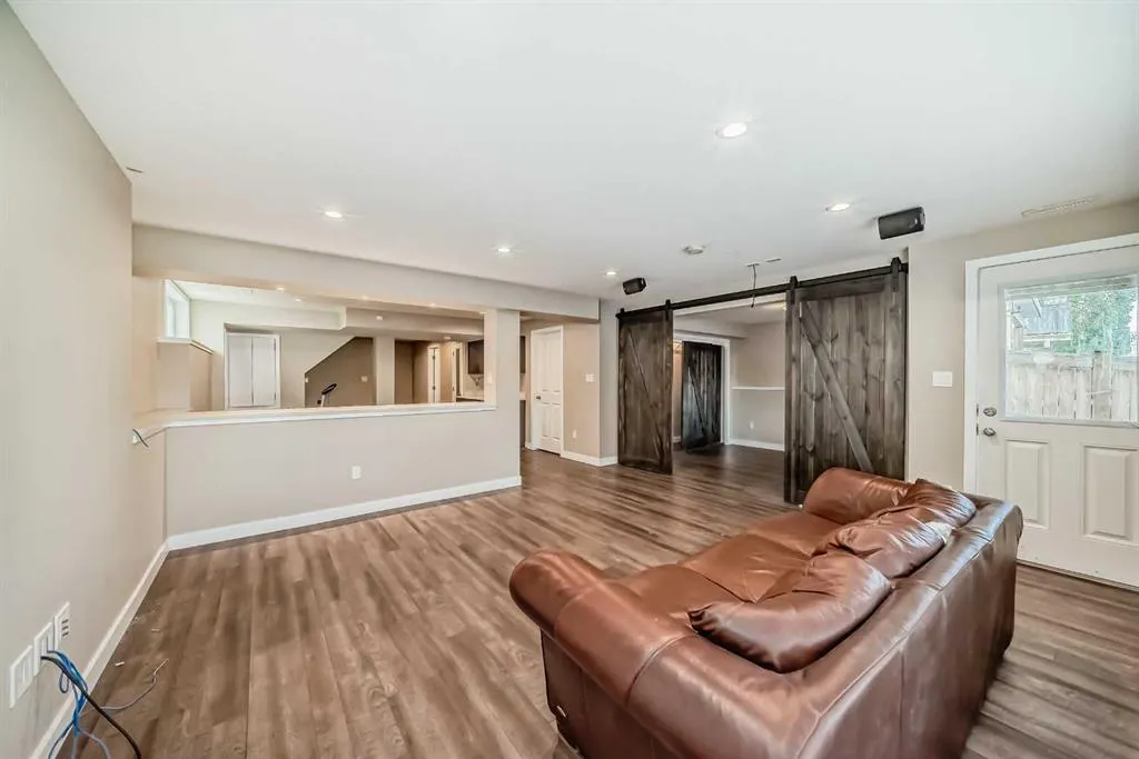 144 REUNION Grove NW