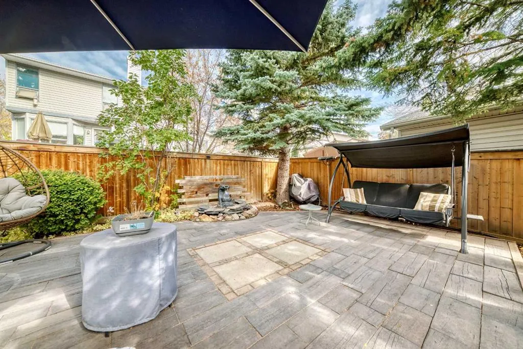 167 Woodridge Place SW