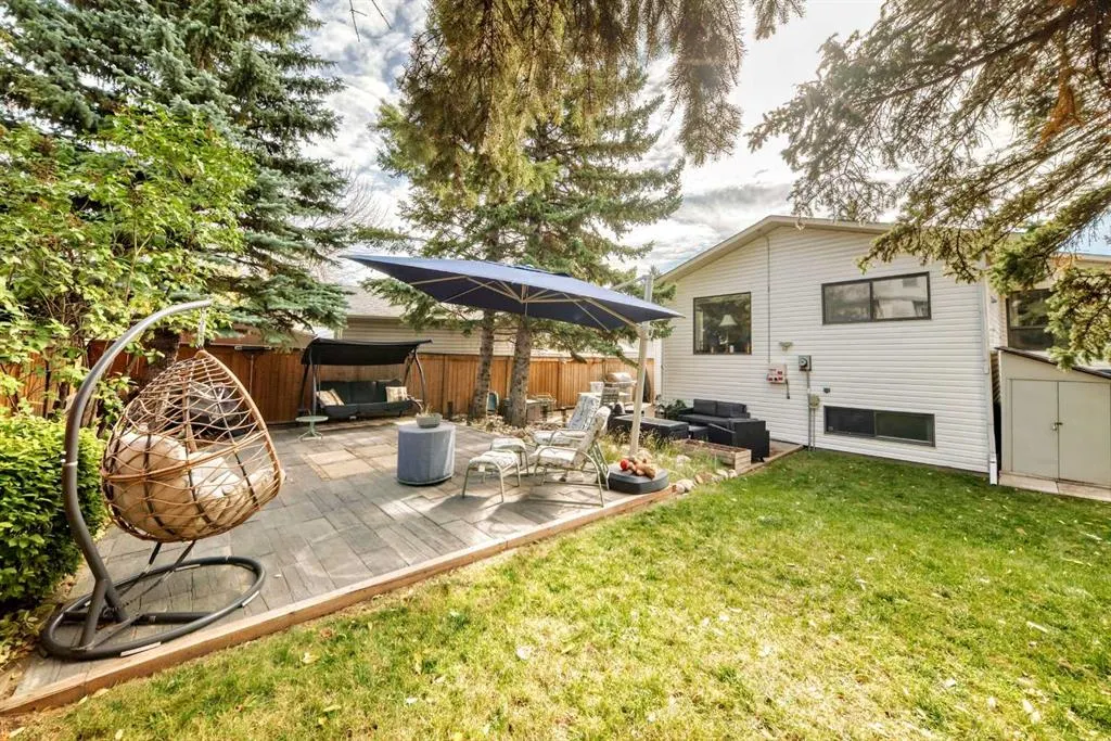 167 Woodridge Place SW