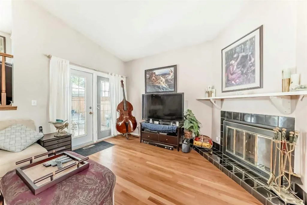 167 Woodridge Place SW