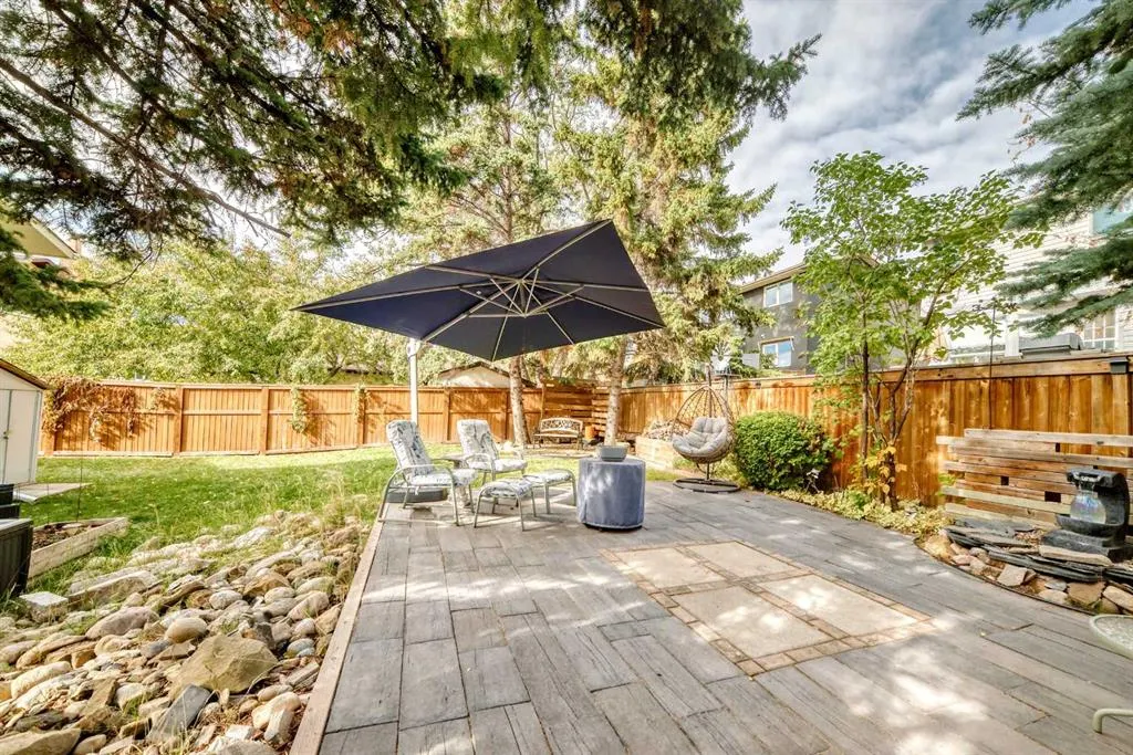 167 Woodridge Place SW