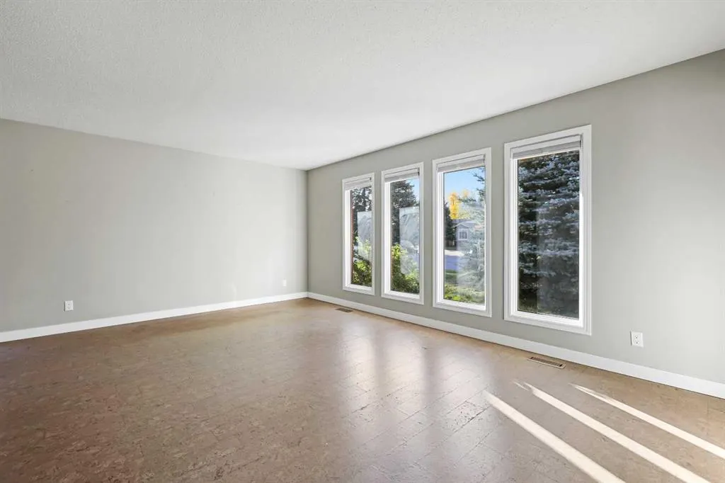 331 Parkridge Green SE