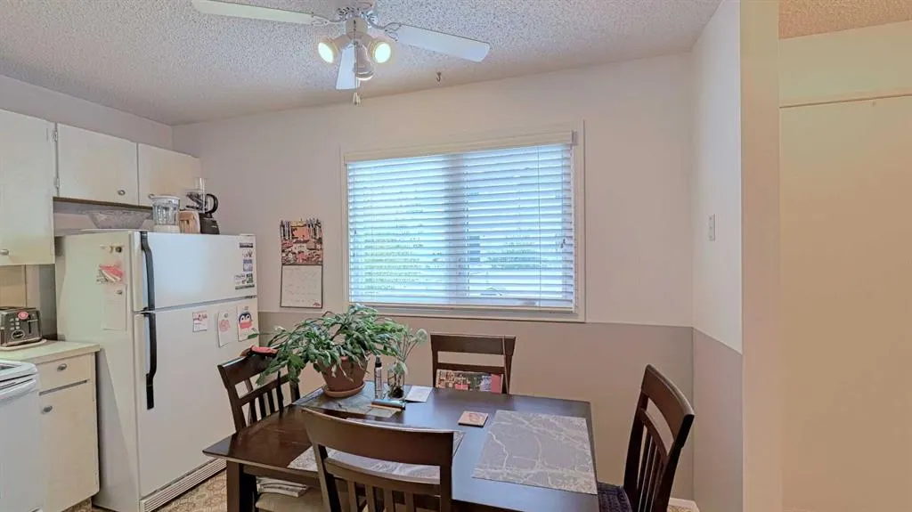 135 Woodsman Lane SW