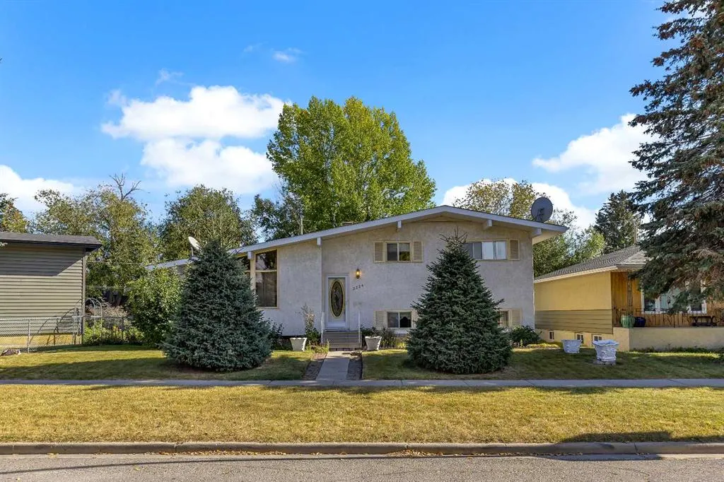 3224 Carol Drive NW