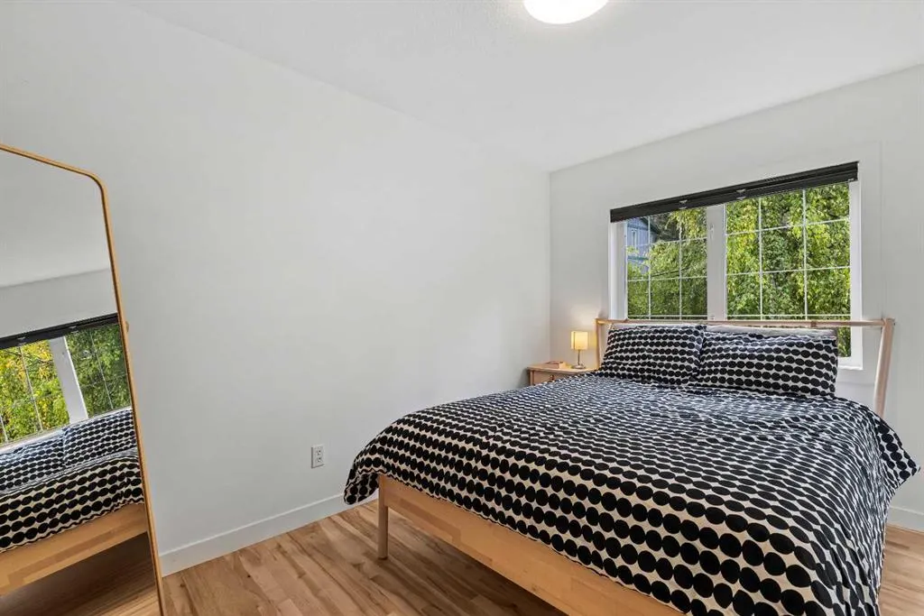 1022 Rundleview Drive, #13