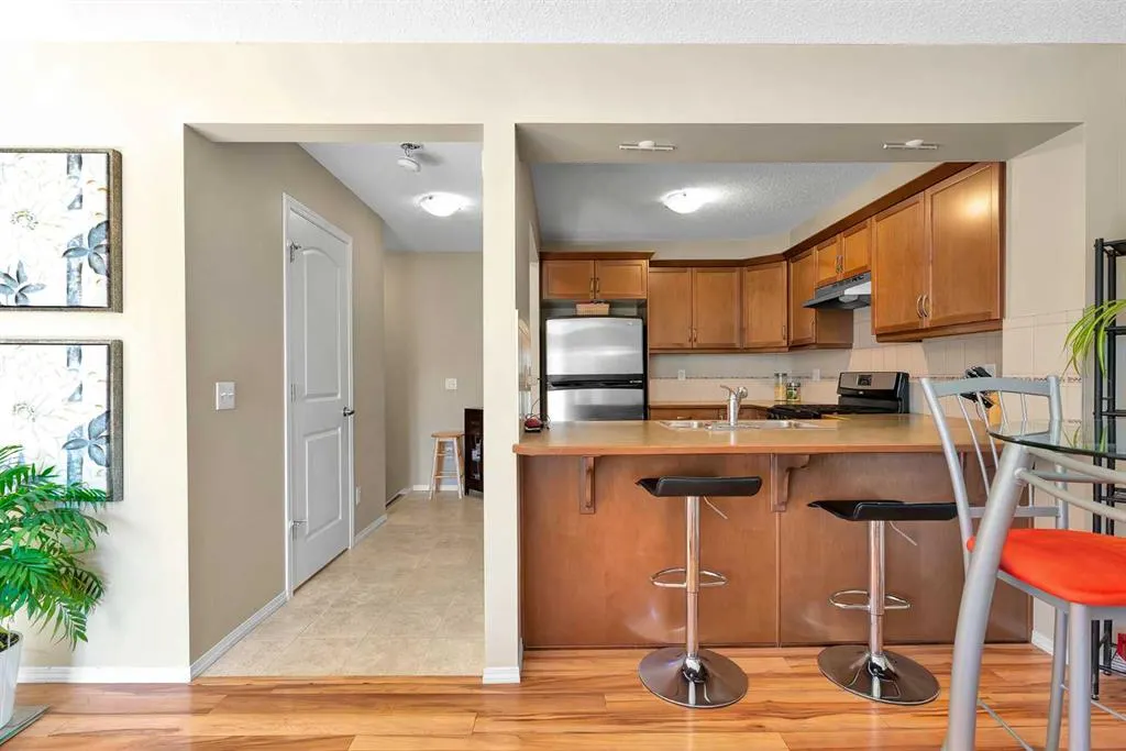 14 Windstone Lane SW