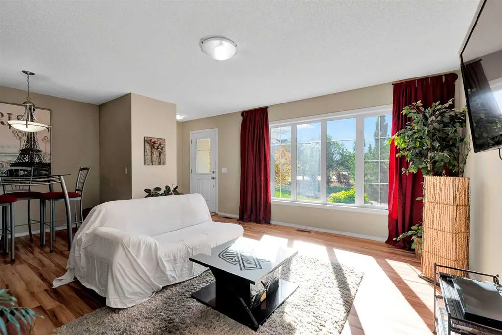 14 Windstone Lane SW