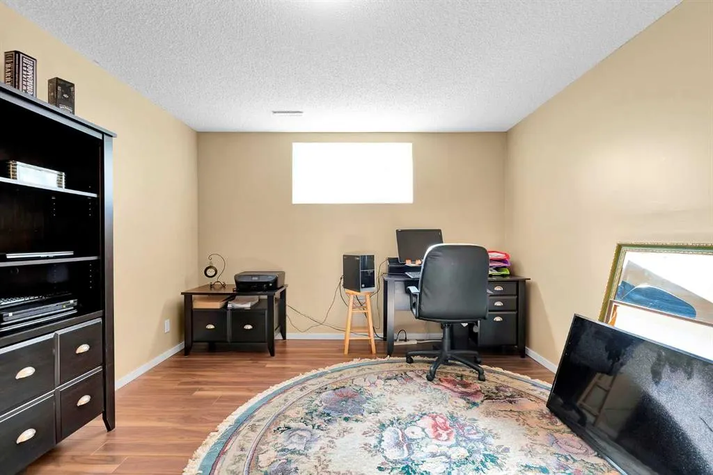 14 Windstone Lane SW