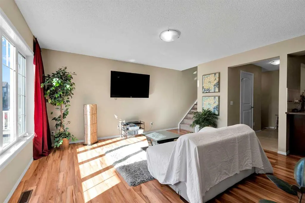 14 Windstone Lane SW