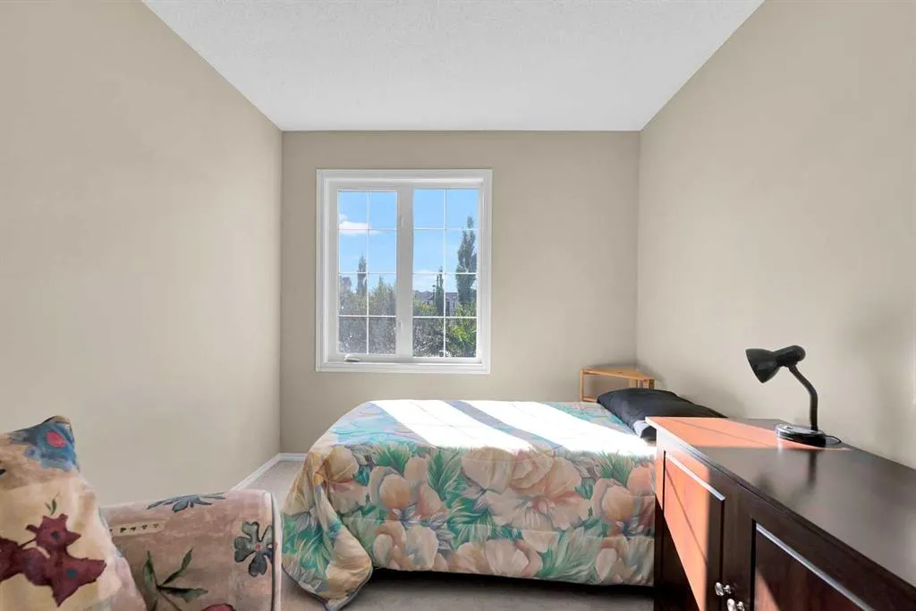 14 Windstone Lane SW