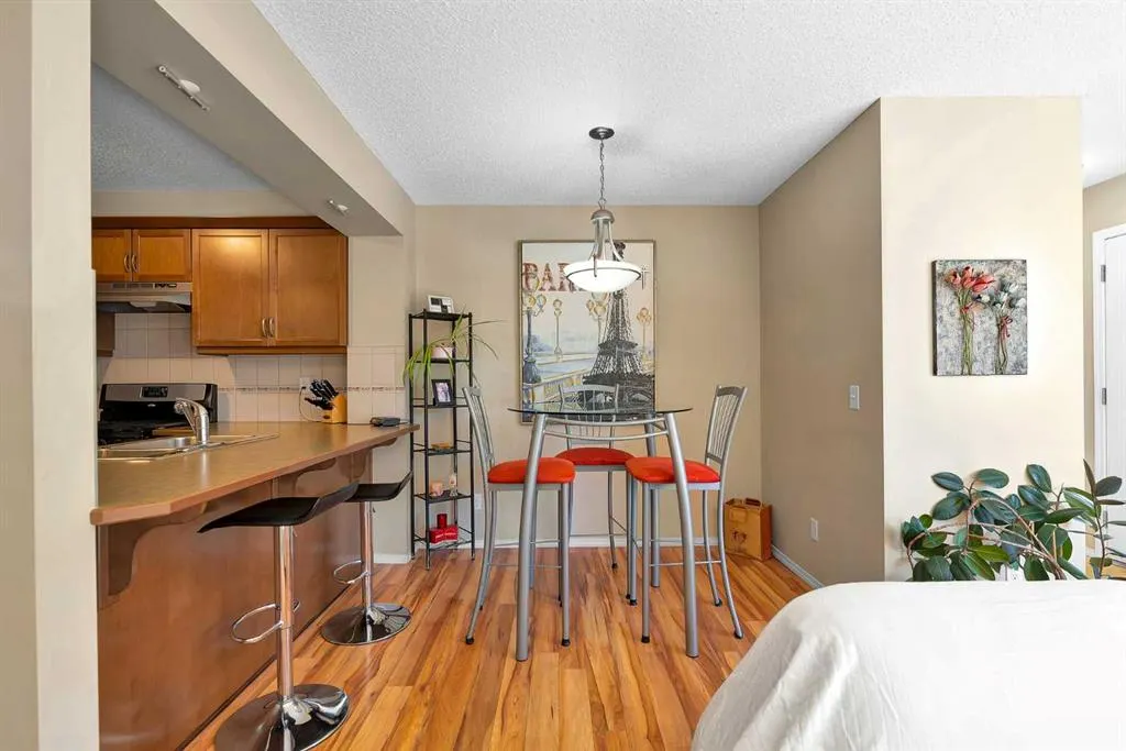 14 Windstone Lane SW