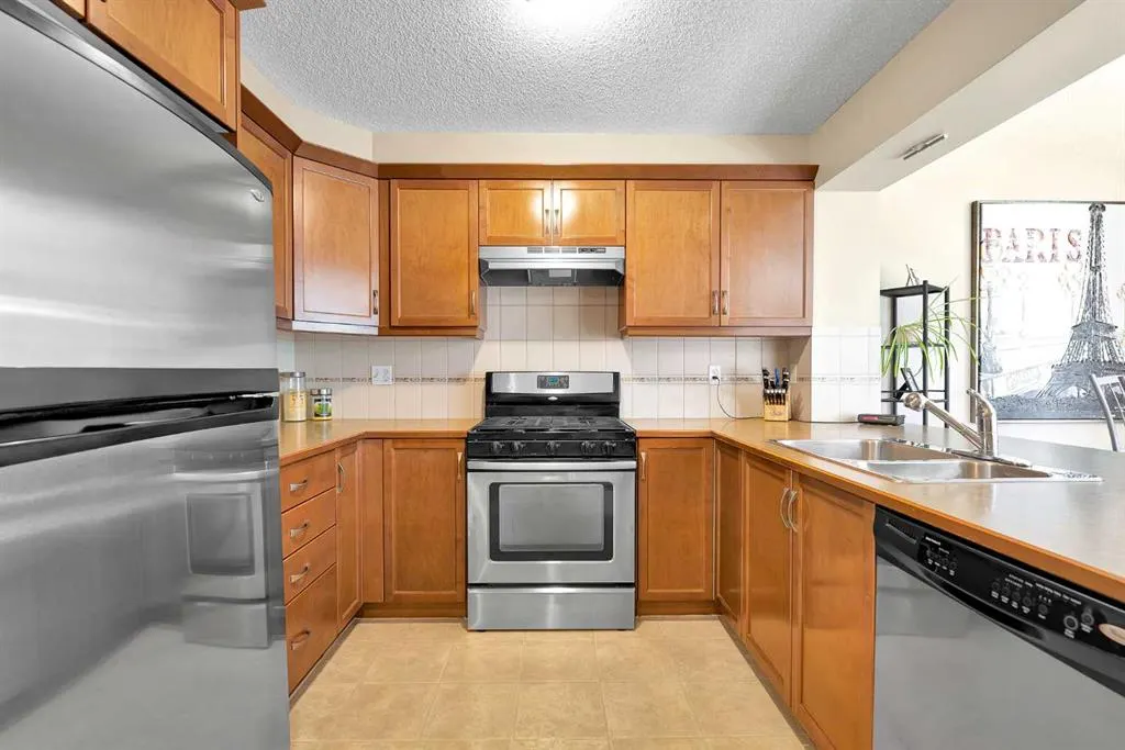 14 Windstone Lane SW