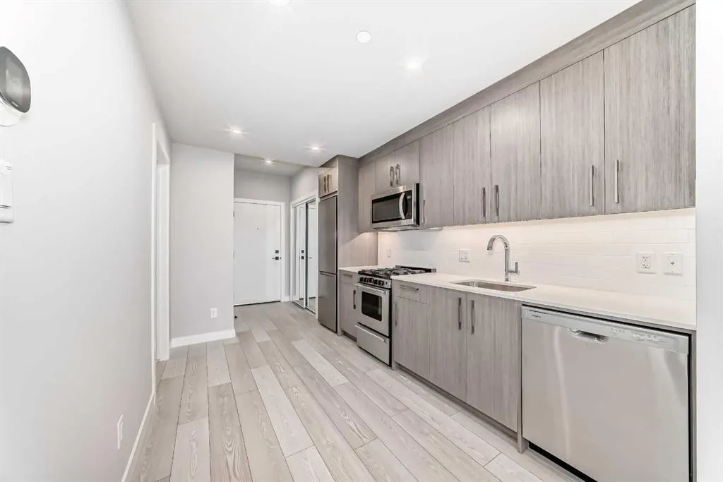 110 18a street nw, #206