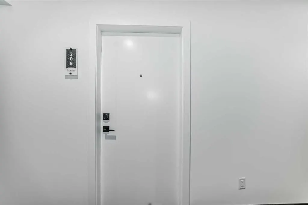 110 18a street nw, #206