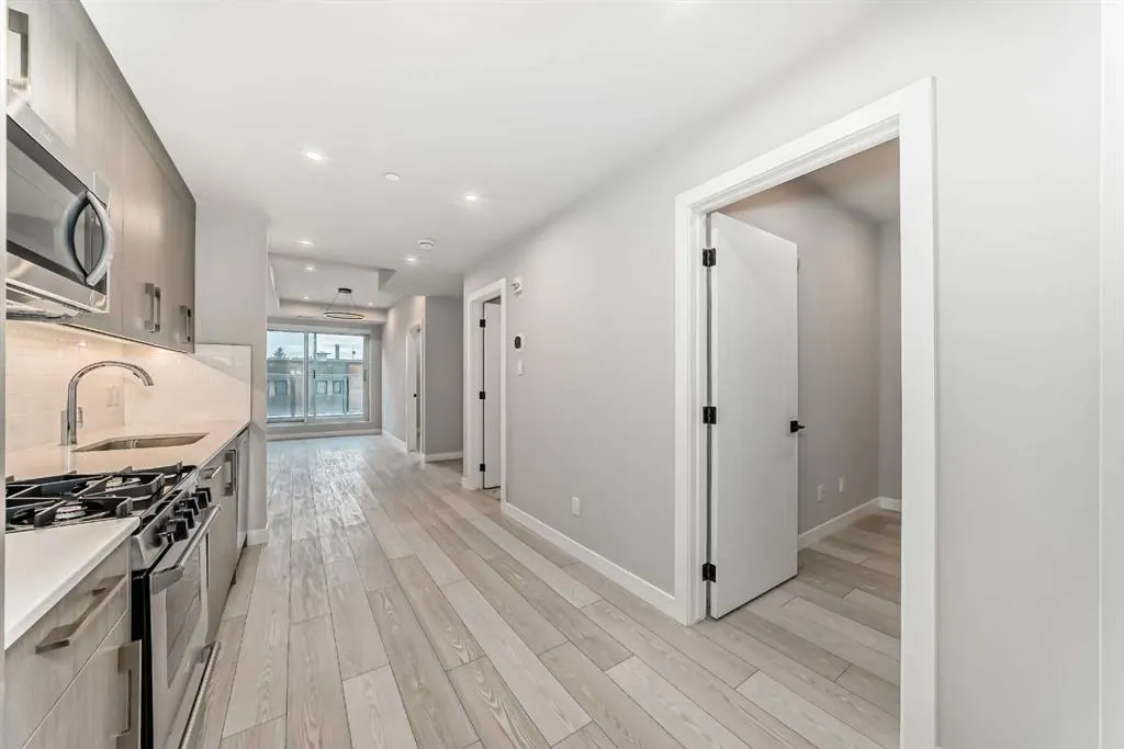 110 18a street nw, #206