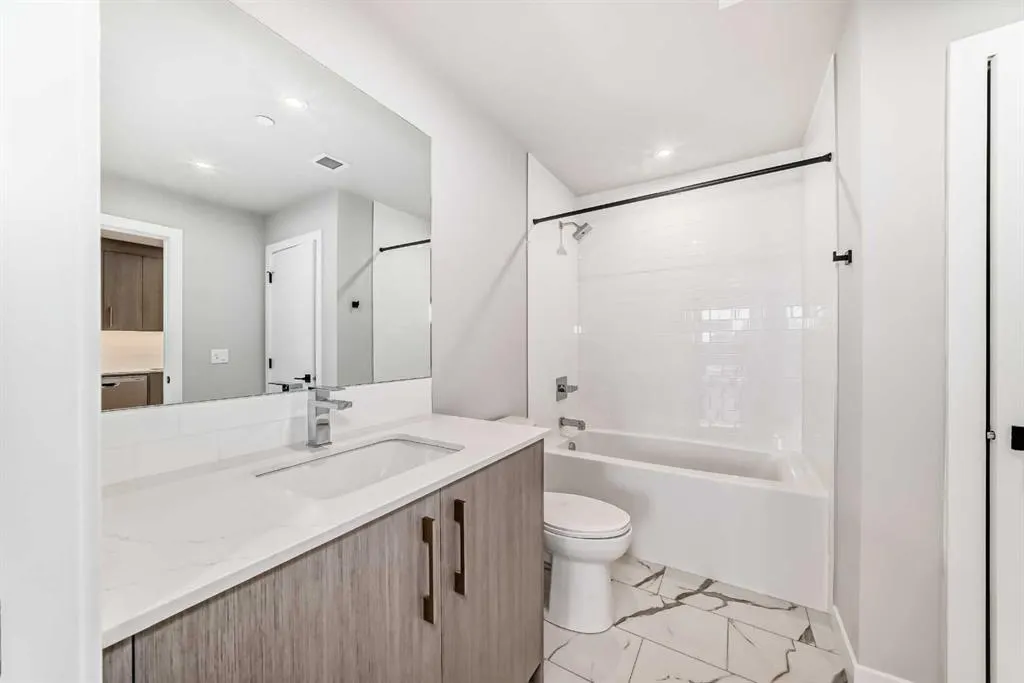 110 18a street nw, #206