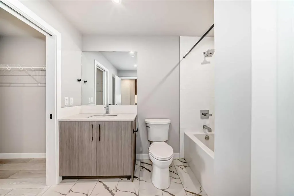 110 18a street nw, #206