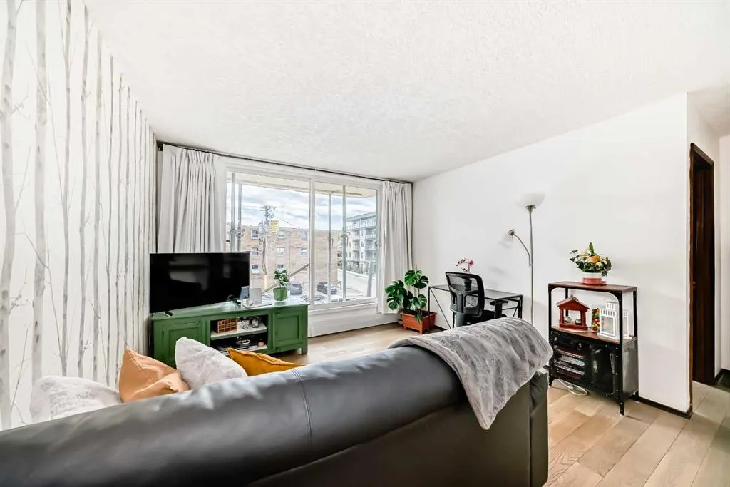 635 57 Avenue SW, #305