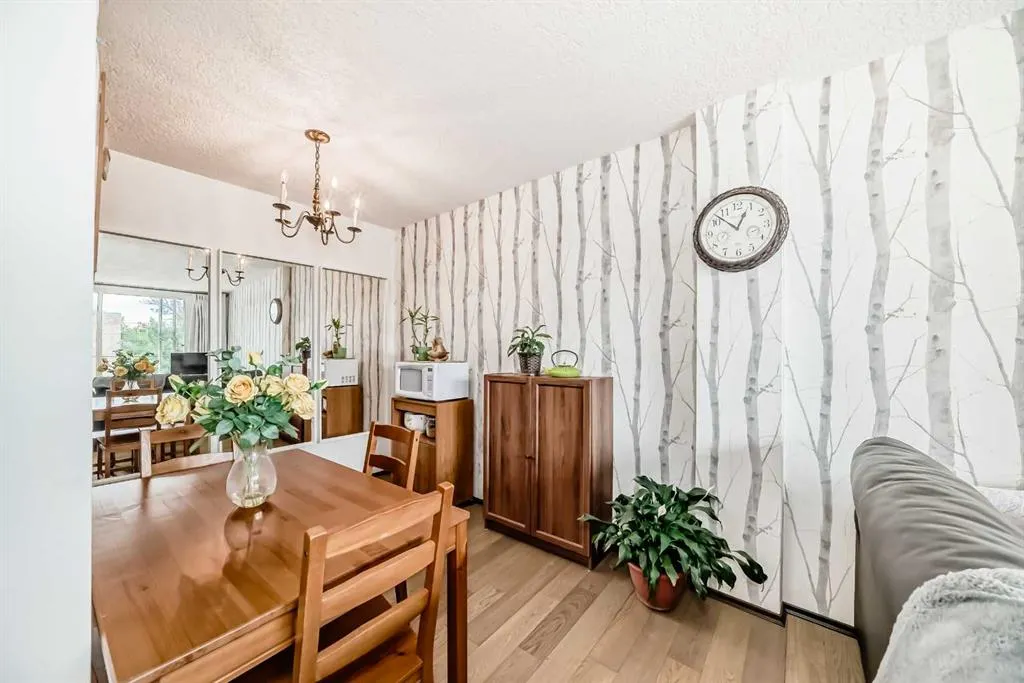 635 57 Avenue SW, #305