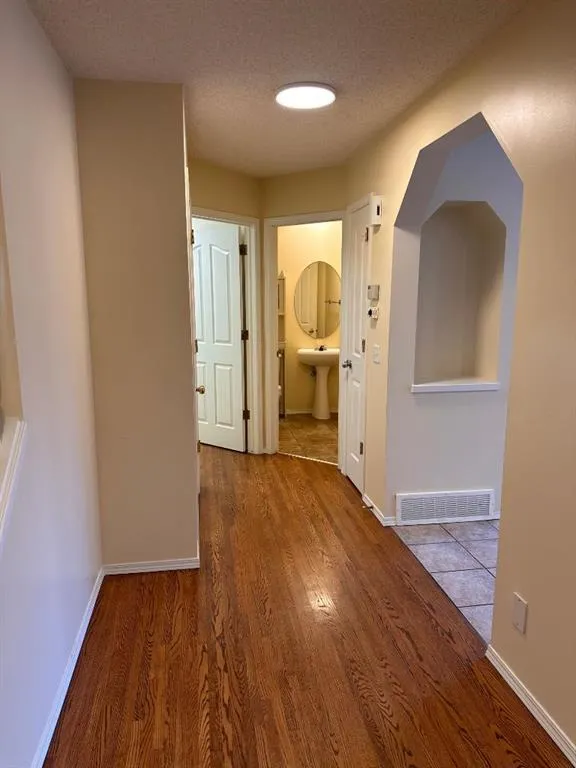 513 Citadel Meadow Bay NW