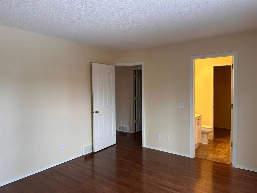 513 Citadel Meadow Bay NW