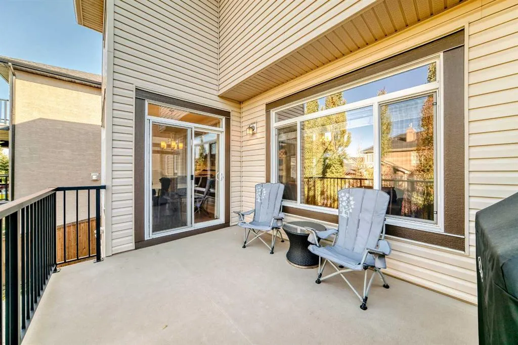 136 ASPENMERE Close