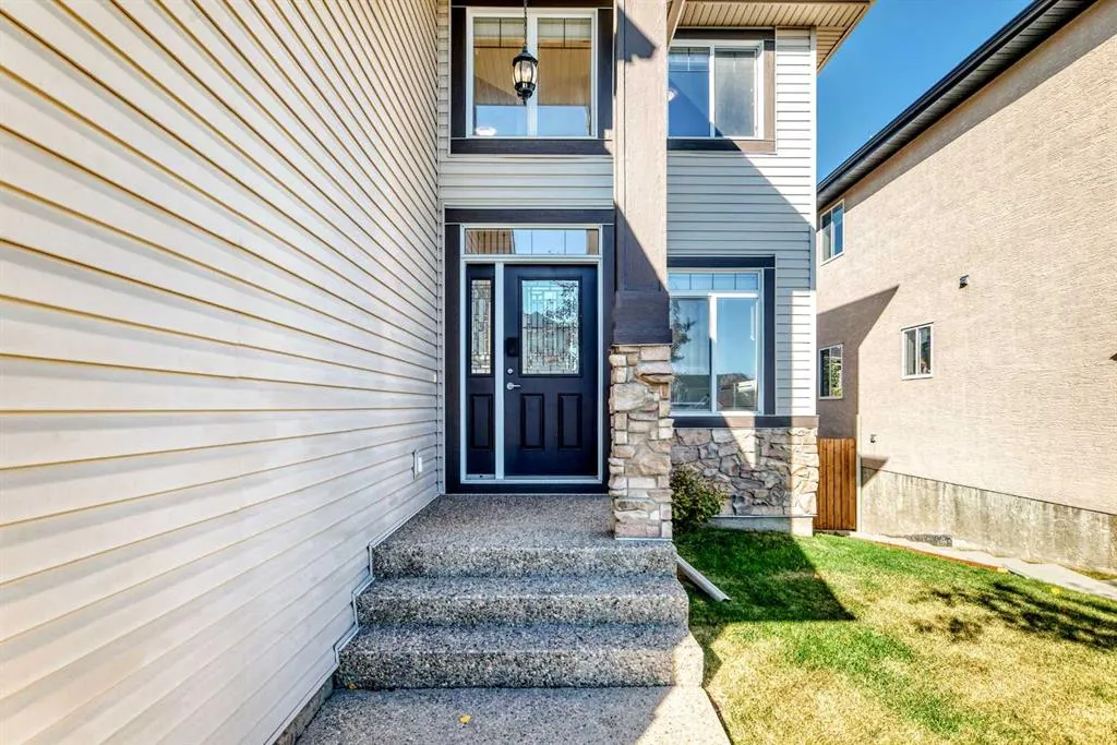 136 ASPENMERE Close