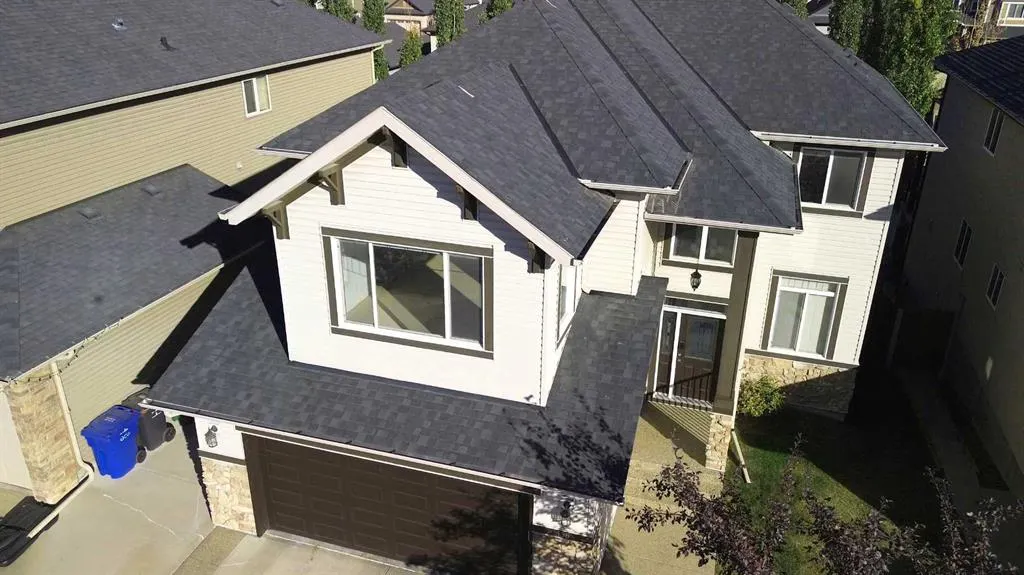 136 ASPENMERE Close