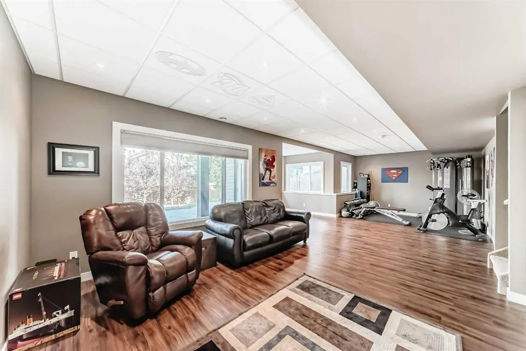 136 ASPENMERE Close