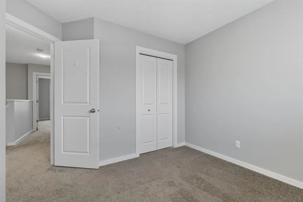 167 Highview Gate SE