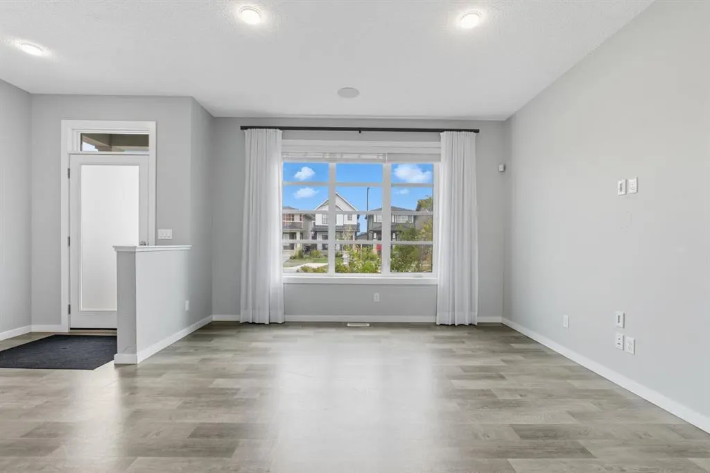 167 Highview Gate SE
