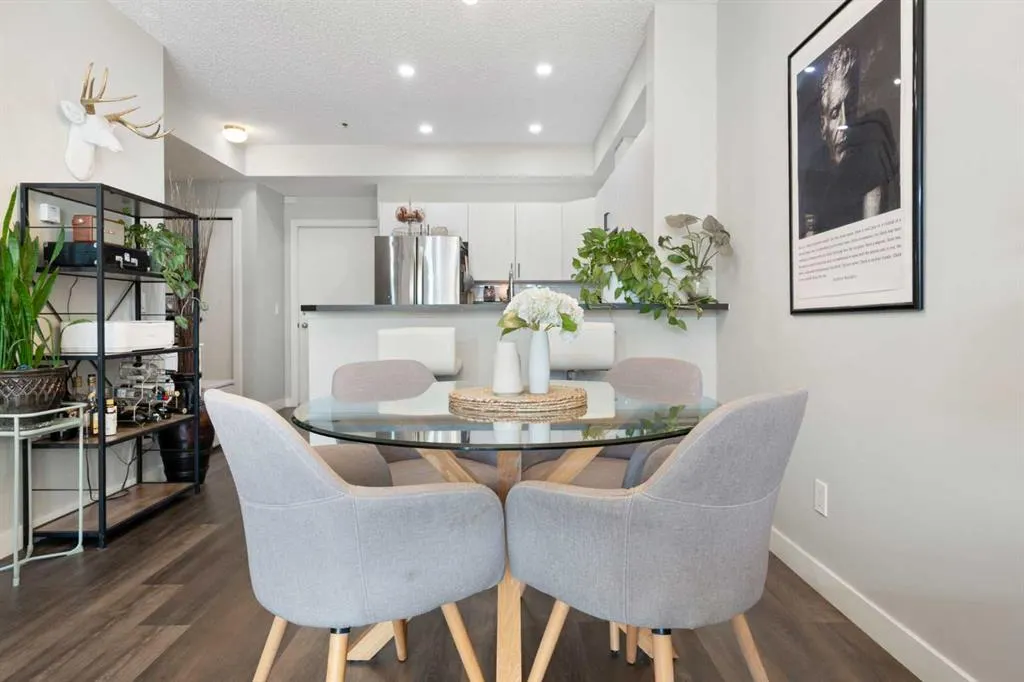 1000 15 Avenue SW, #303