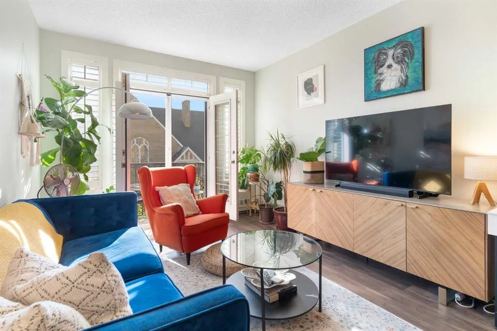 1000 15 Avenue SW, #303