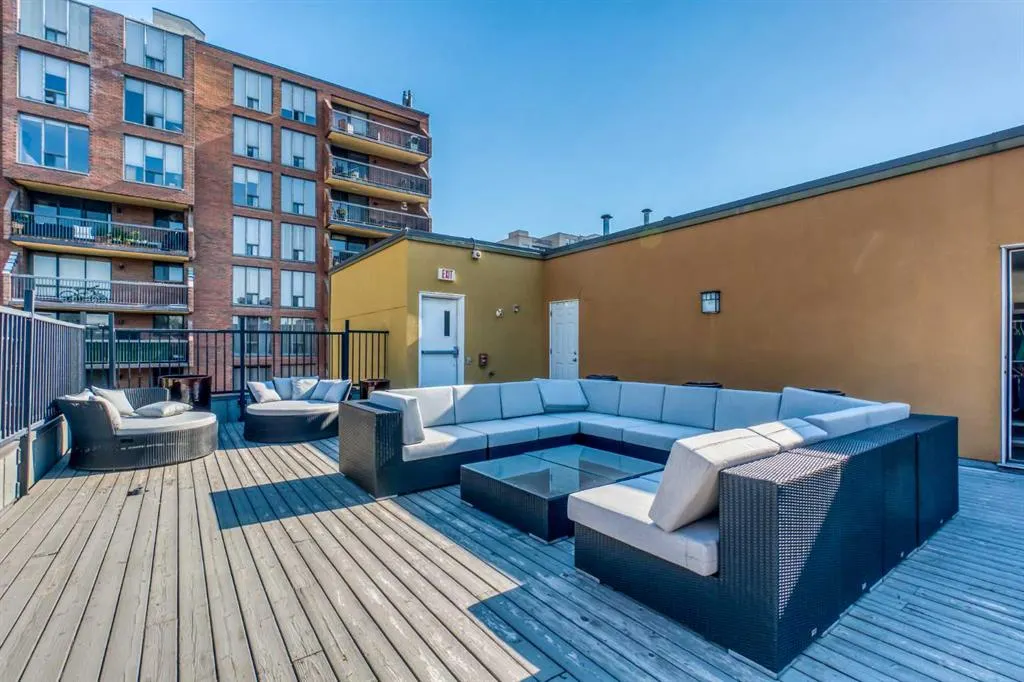 1000 15 Avenue SW, #303