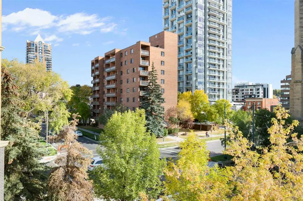 1000 15 Avenue SW, #303