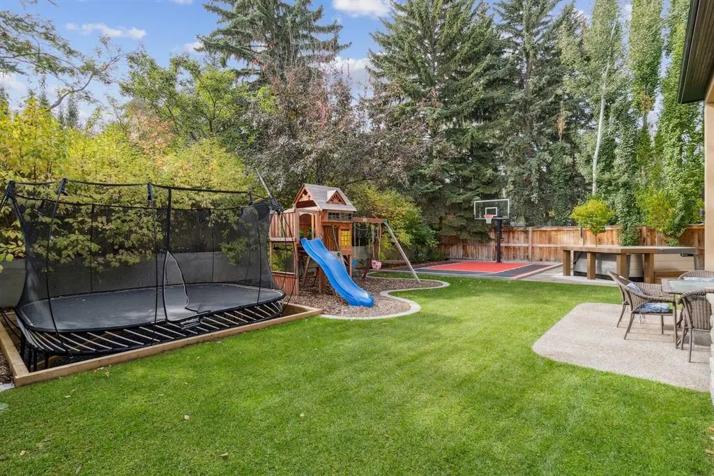 1307 Baldwin Crescent SW