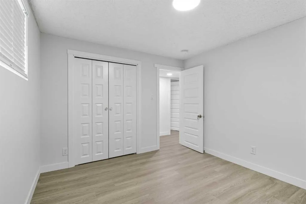 2009 Cottonwood Crescent SE