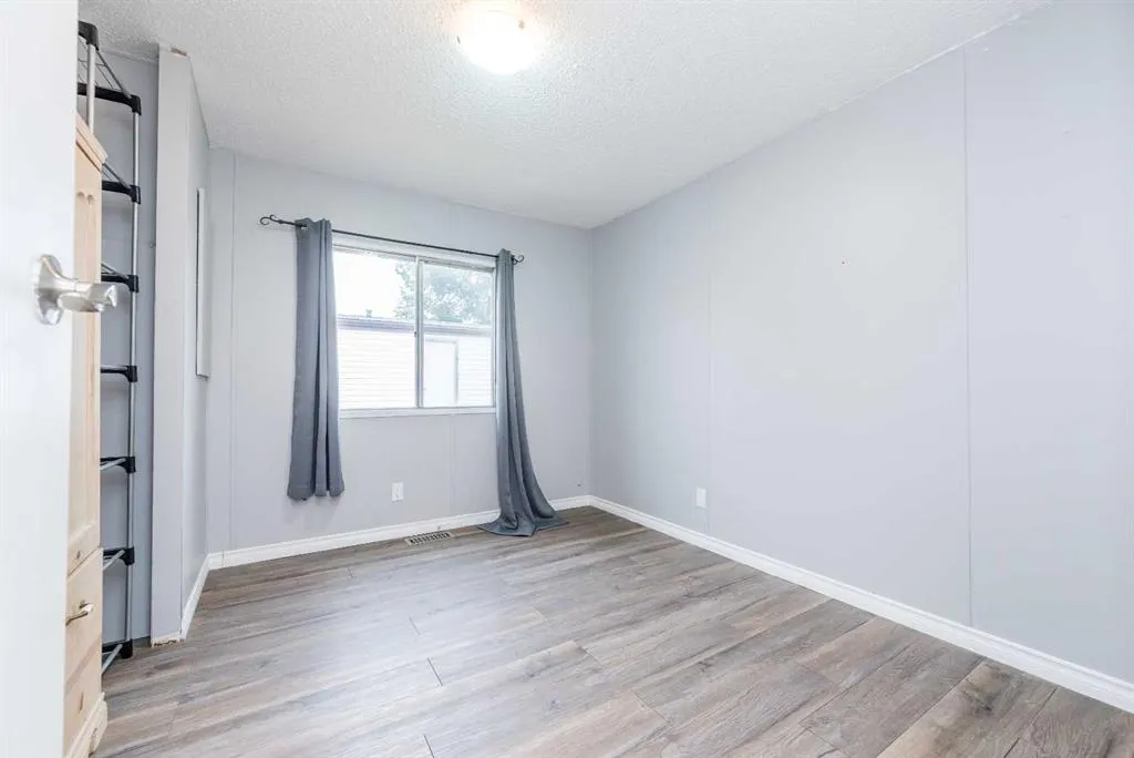 9824 104 Avenue, #94