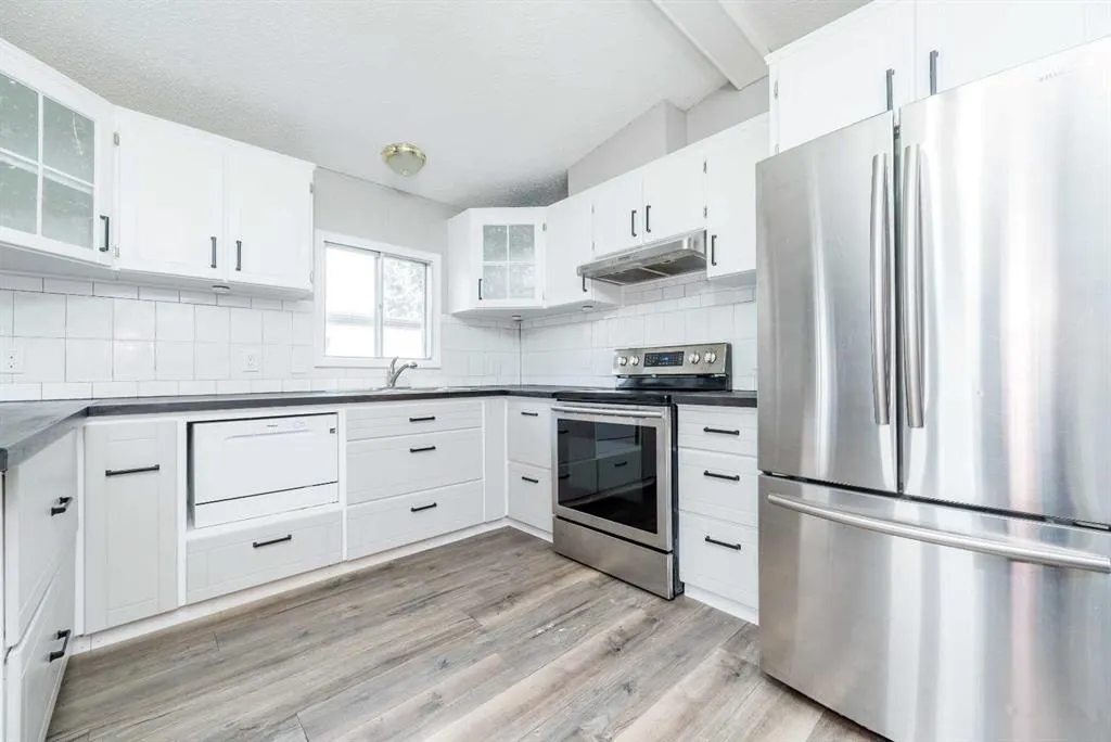9824 104 Avenue, #94